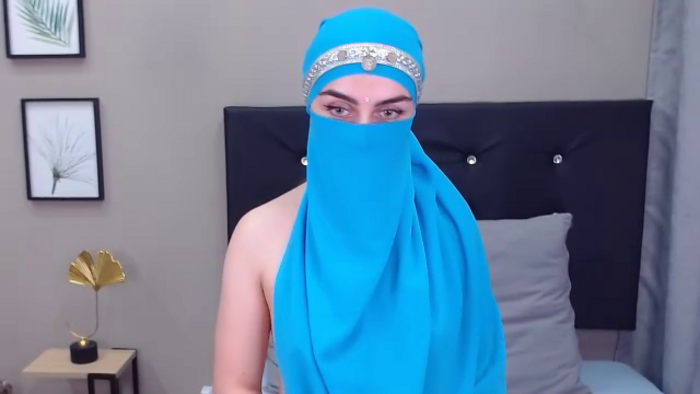 aliah-manzur