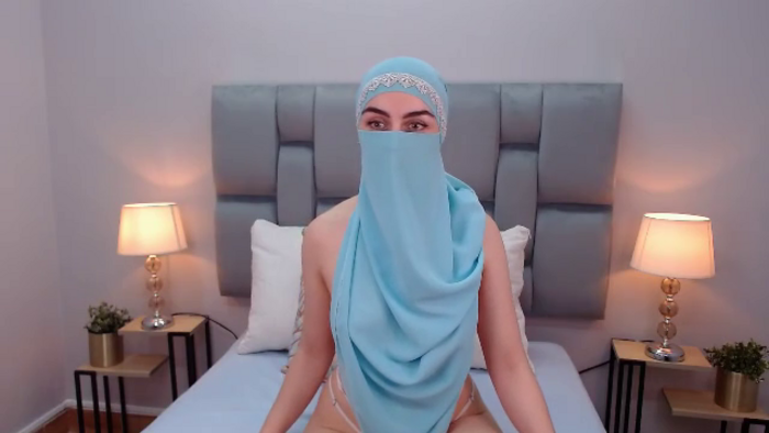 aliah-manzur