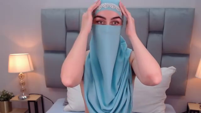 aliah-manzur