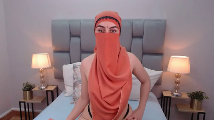 aliah-manzur