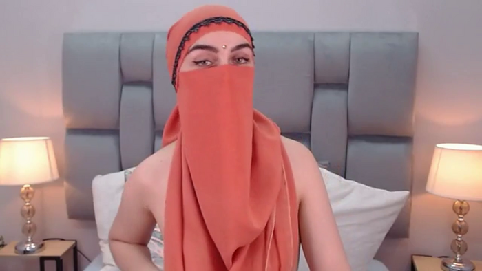 aliah-manzur