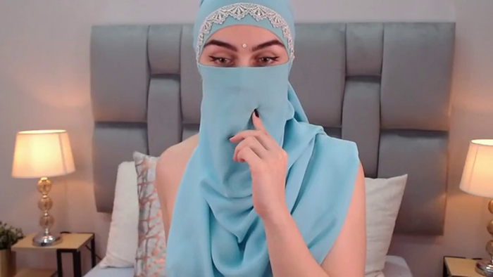 aliah-manzur