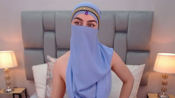 aliah-manzur