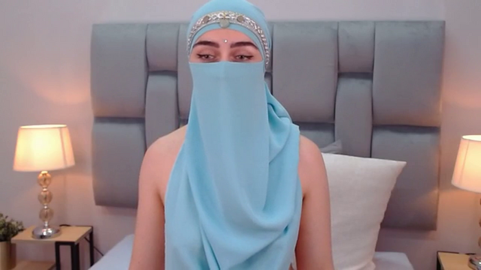aliah-manzur