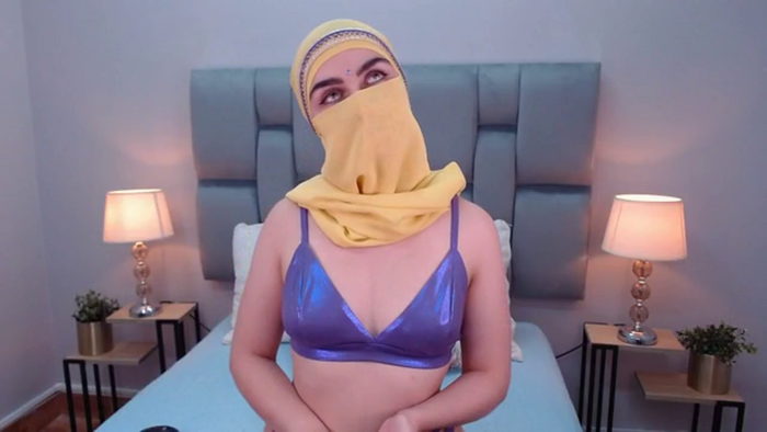 aliah-manzur