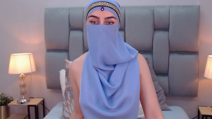 aliah-manzur