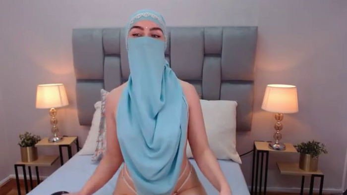 aliah-manzur