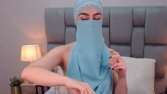 aliah-manzur