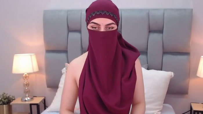 aliah-manzur