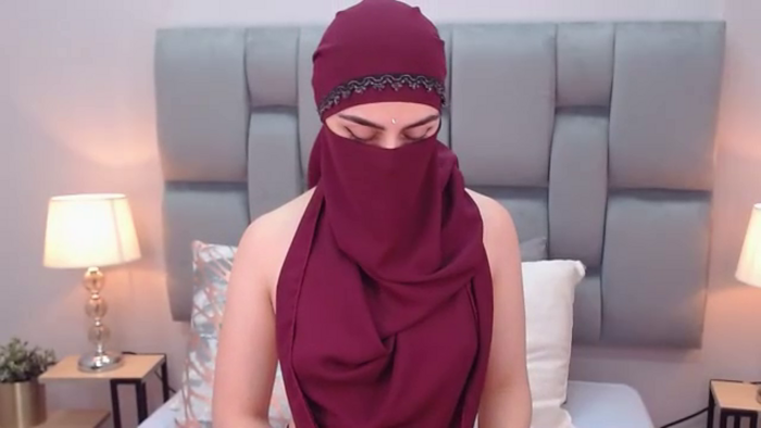 aliah-manzur