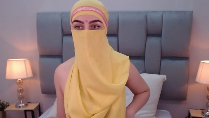 aliah-manzur