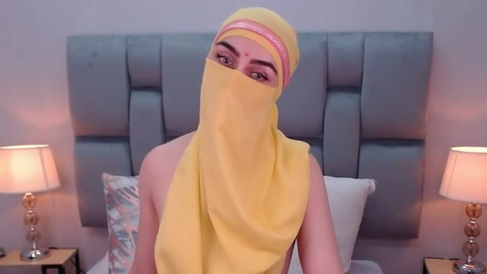 aliah-manzur