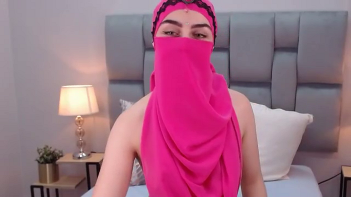 aliah-manzur