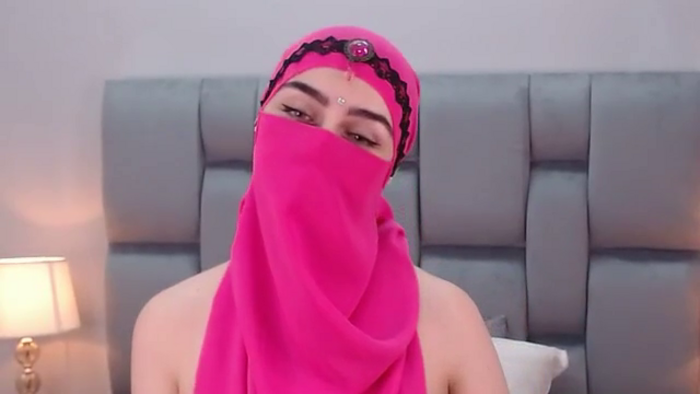 aliah-manzur
