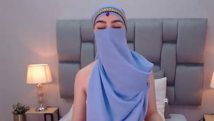 aliah-manzur