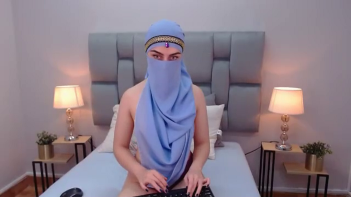 aliah-manzur