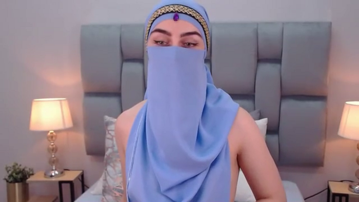 aliah-manzur