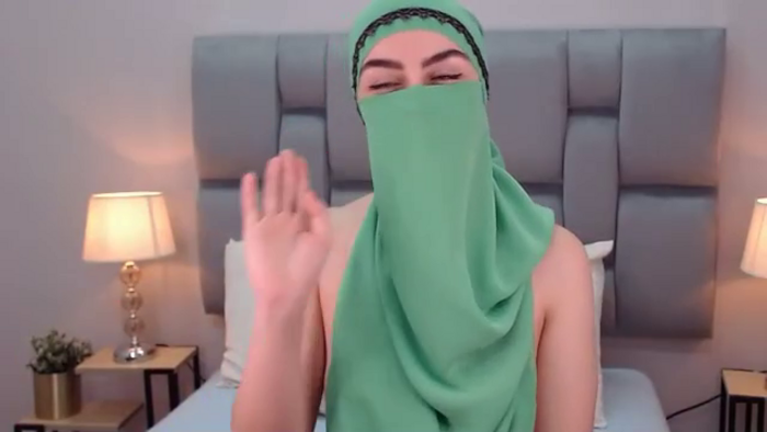 aliah-manzur