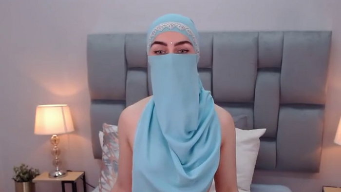 aliah-manzur