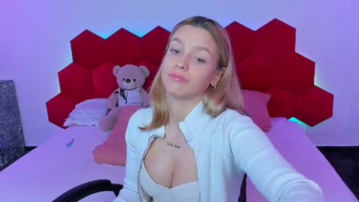 maci-reynolds
