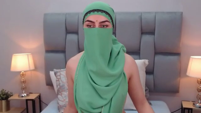 aliah-manzur