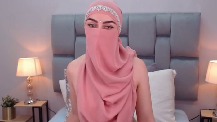 aliah-manzur