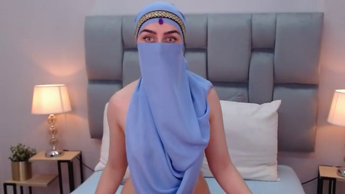 aliah-manzur