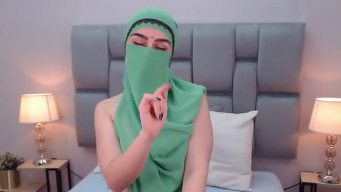 aliah-manzur
