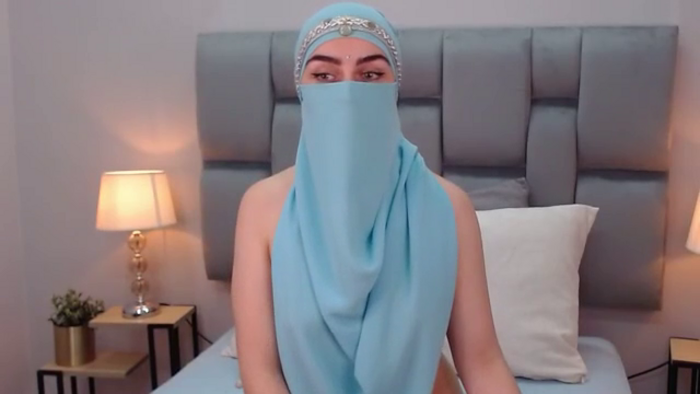 aliah-manzur