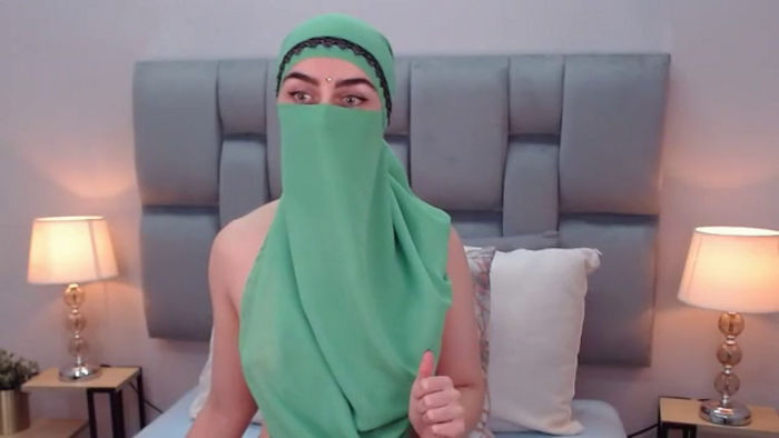 aliah-manzur