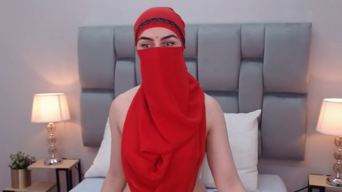 aliah-manzur