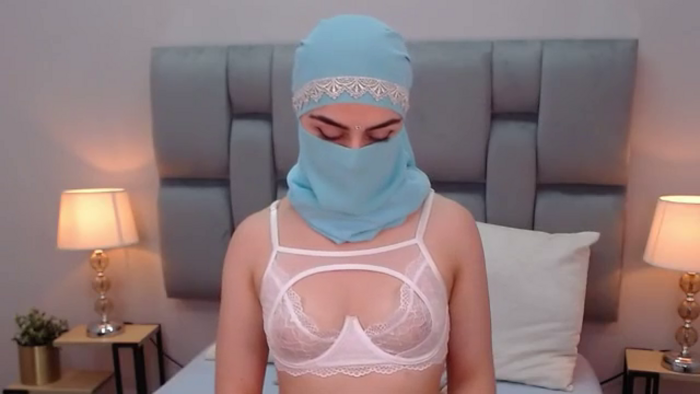aliah-manzur