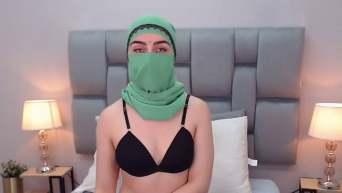 aliah-manzur