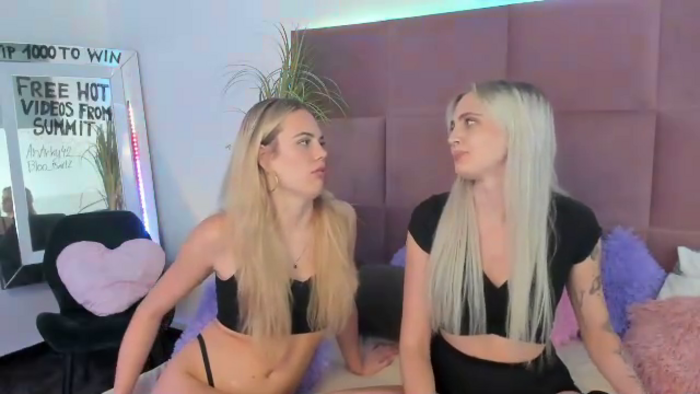 hailey-and-natali