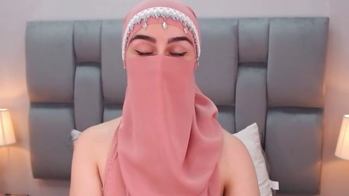 aliah-manzur