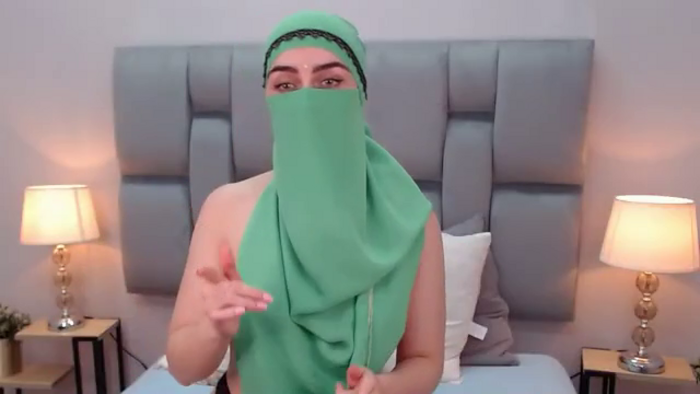 aliah-manzur