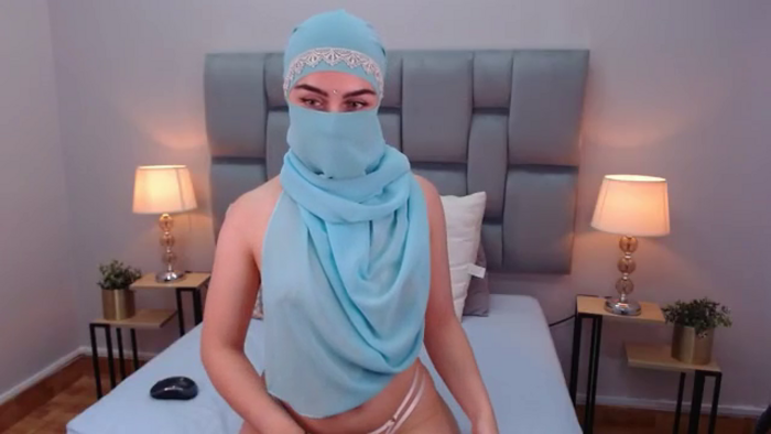 aliah-manzur