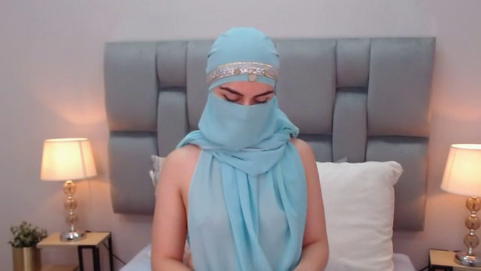 aliah-manzur