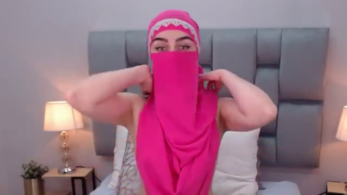 aliah-manzur