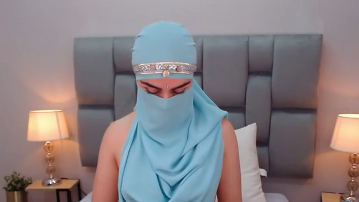 aliah-manzur