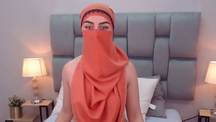 aliah-manzur