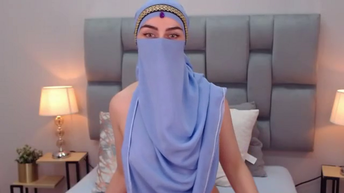 aliah-manzur