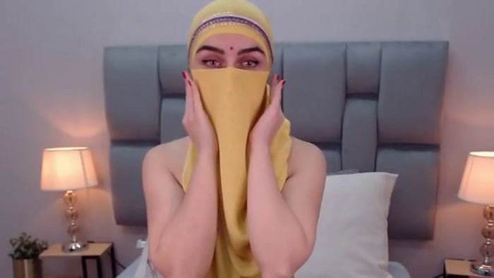 aliah-manzur