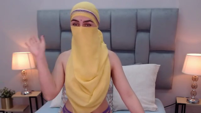 aliah-manzur