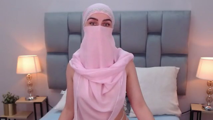 aliah-manzur