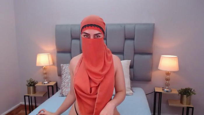 aliah-manzur