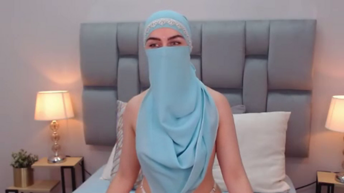aliah-manzur