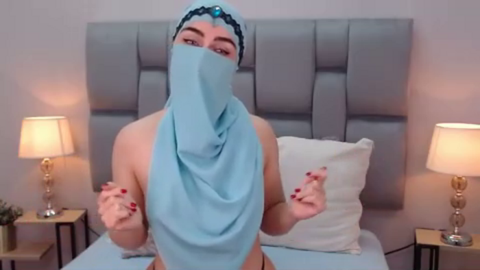 aliah-manzur