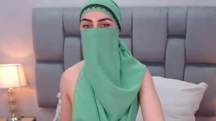 aliah-manzur