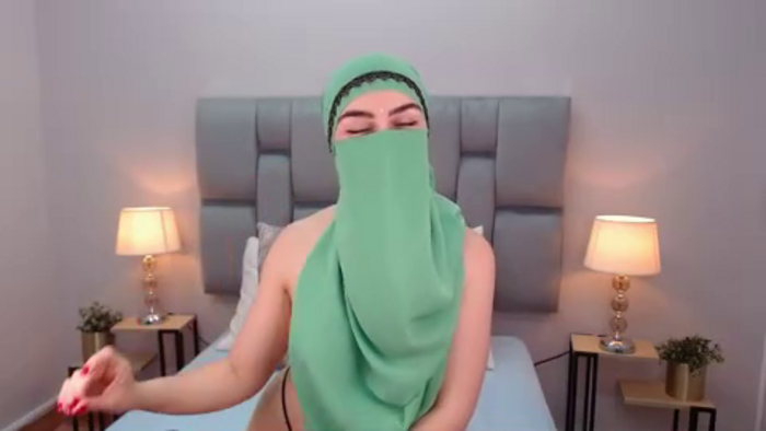 aliah-manzur